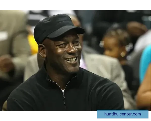 乔丹2025年收入突破2.75亿美元 净资产达45亿成史上收入最高运动员 乔丹2025年收入突破2.75亿美元 净资产达45亿成史上收入最高运动员