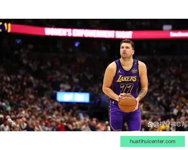 詹姆斯创造新纪录 东契奇42分12篮板成队史第一人 詹姆斯创造新纪录 东契奇42分12篮板成队史第一人