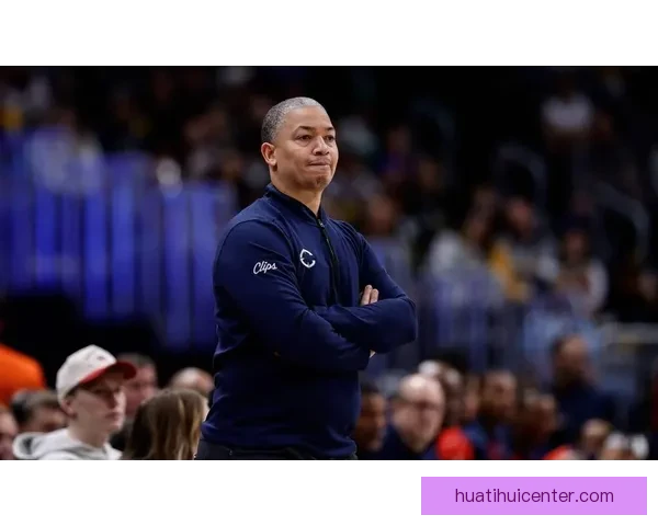 泰伦卢收获生涯常规赛第四百胜 快船逆转胜利再现惊人表现